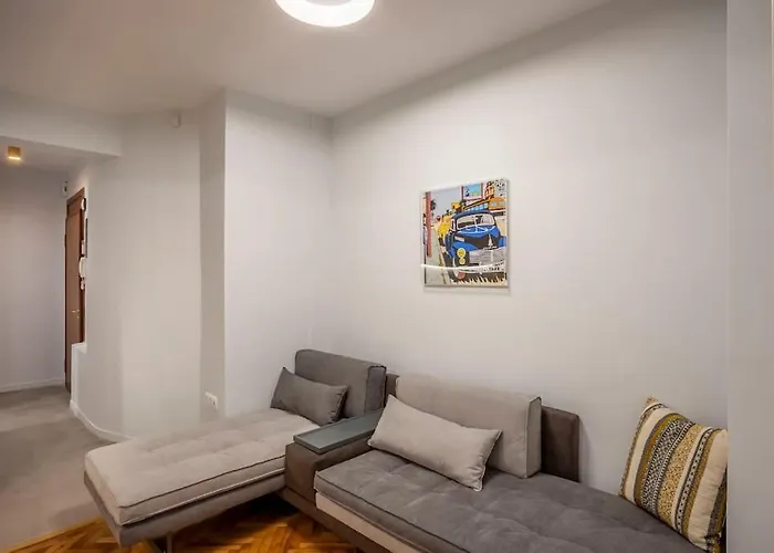Karolou Ntil- Ground Floor Suite